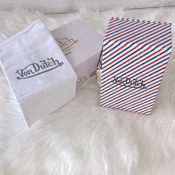 Von Dutch Barbershop Print Crossbody Bag - Picture 4 of 13